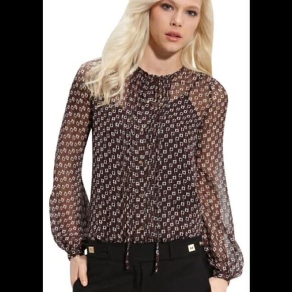 Diane Von Furstenberg Tops - Diane von Furstenberg Pwerleman Blouse size 2 with silk tank top